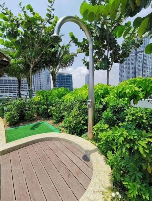 #3113 Almas 2pax Cozy Neflix 100mbps Bystay Apartment