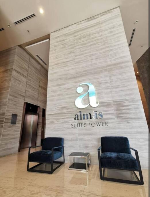 #3113 Almas 2pax Cozy Neflix 100mbps Bystay Apartment